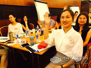 家庭主妇变身礼仪培训师 一姐 ,一天收费上万