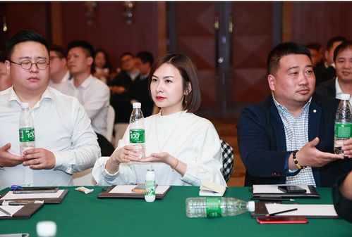 李亚晶 2021 宜昌人福 重庆团队员工礼仪培训