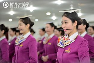 打探成渝高铁 动妹 礼仪培训 服务标准堪比空姐