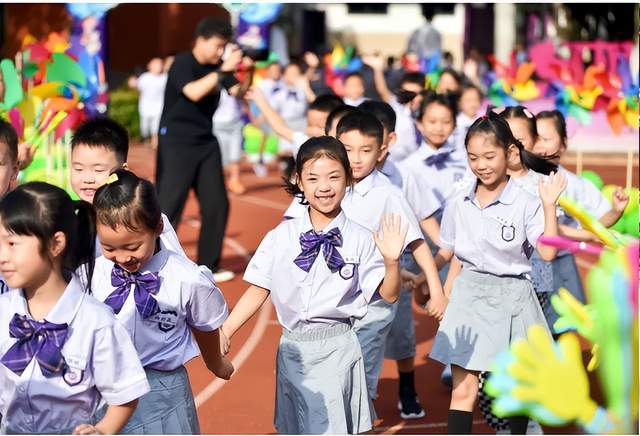 重庆科学城富力南开小学开学典礼丨童心向党 筑梦飞翔