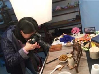 重庆涪陵帅成摄影 专业聚会跟拍与产品拍摄服务